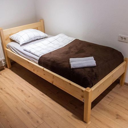 Hostel Vojnik Esterno foto