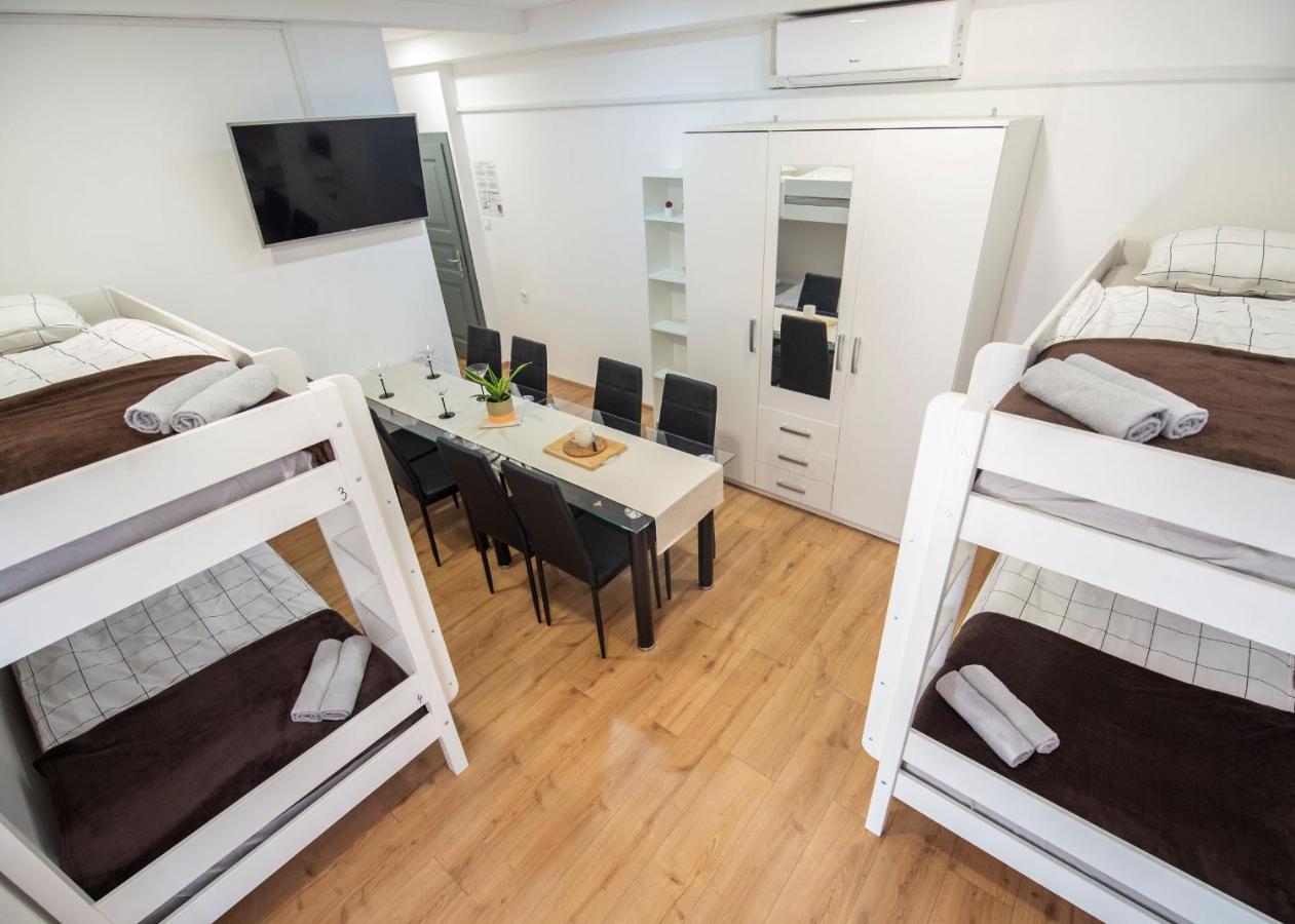 Hostel Vojnik Esterno foto